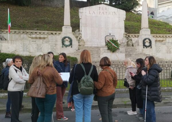 Velletri in un morso - Passeggiata nel Centro Storico con tisana - biglietto ragazzi (10-17 anni) - immagine 2